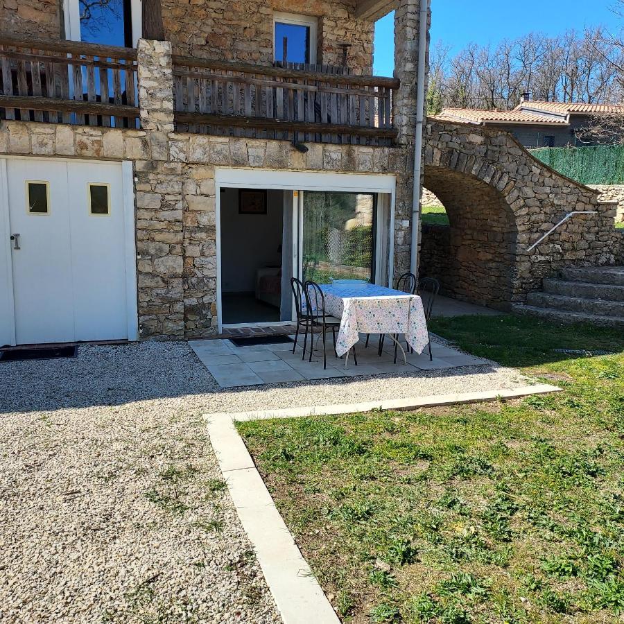 Hotel Les Pierres De Cezaire Saint-Cézaire-sur-Siagne Exterior foto