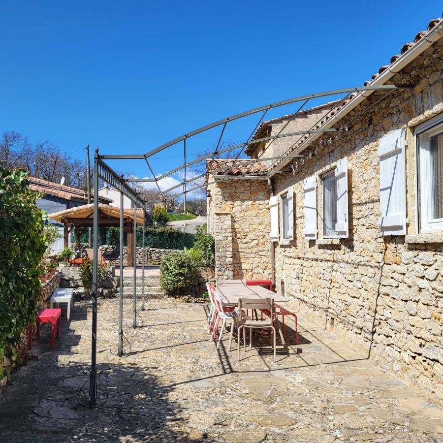 Hotel Les Pierres De Cezaire Saint-Cézaire-sur-Siagne Exterior foto
