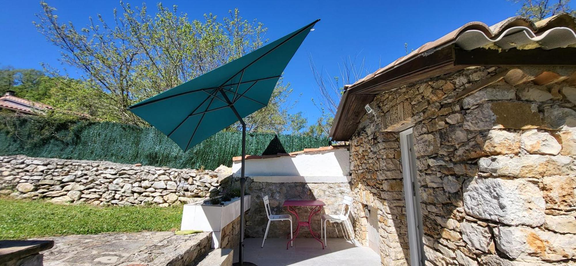 Hotel Les Pierres De Cezaire Saint-Cézaire-sur-Siagne Exterior foto